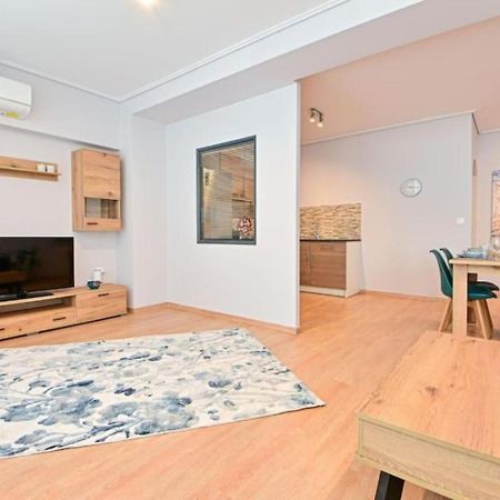 Cozy Apartment Located On Piraeus Port Area- Экстерьер фото